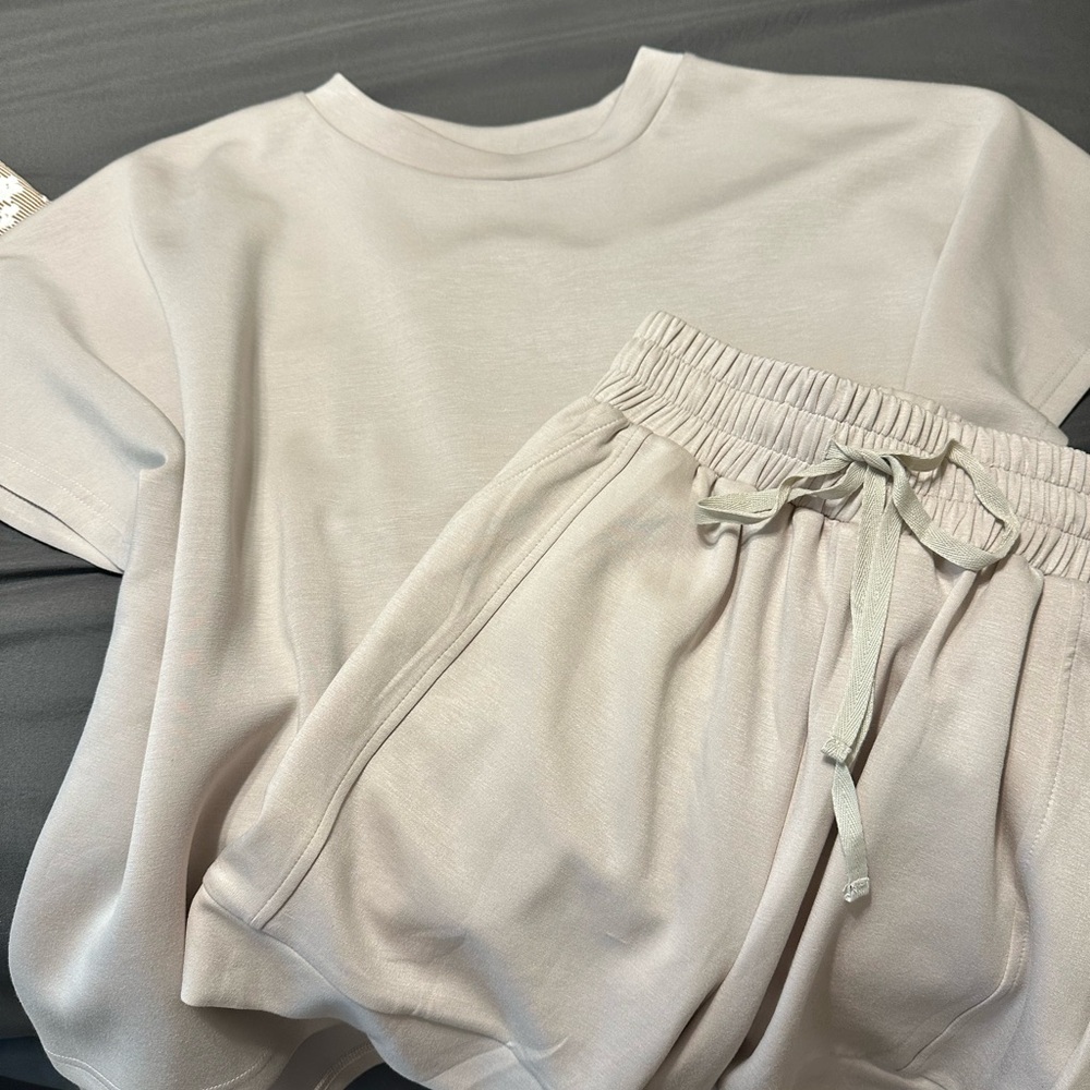 P.cill High Waist Cream Set